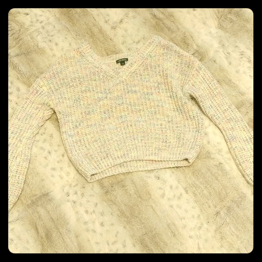 Cropped sweater